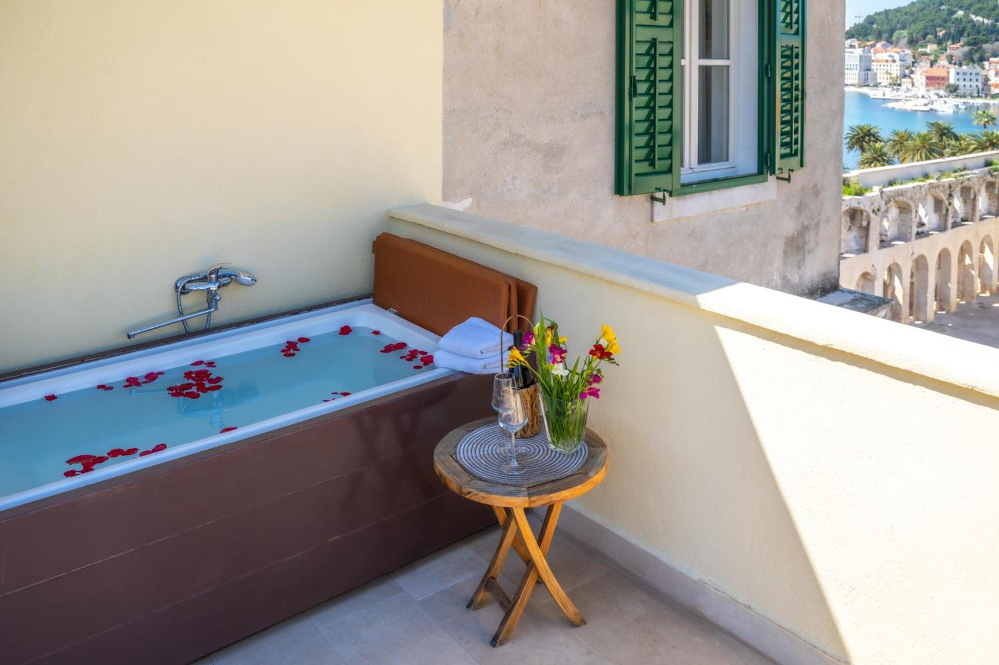 Terazza Grande In Diocletian Tower Apartment Split Exterior photo