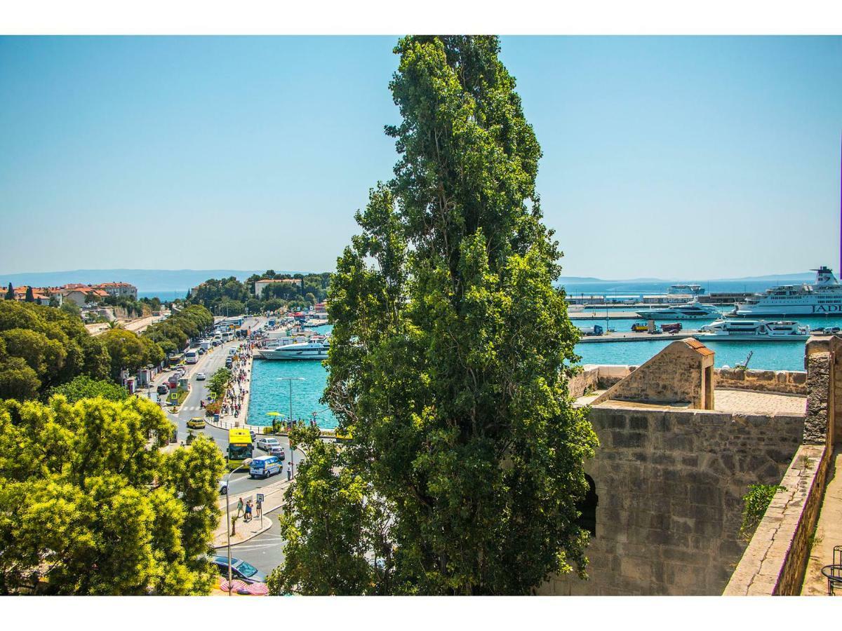 Terazza Grande In Diocletian Tower Apartment Split Exterior photo
