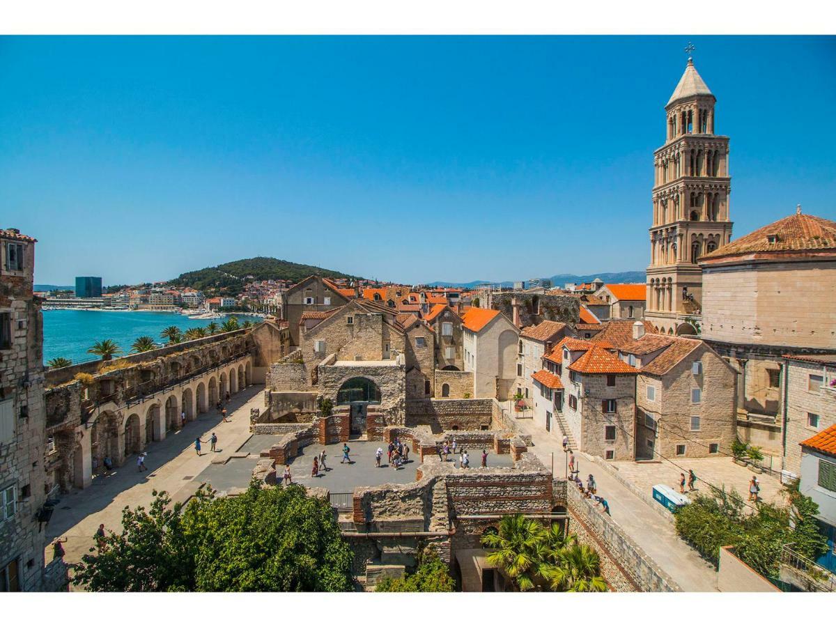 Terazza Grande In Diocletian Tower Apartment Split Exterior photo